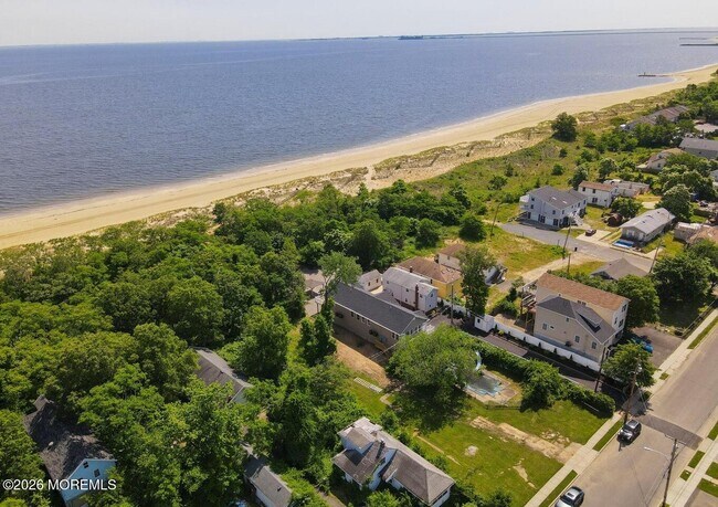 Building Photo - 101 Shore Blvd