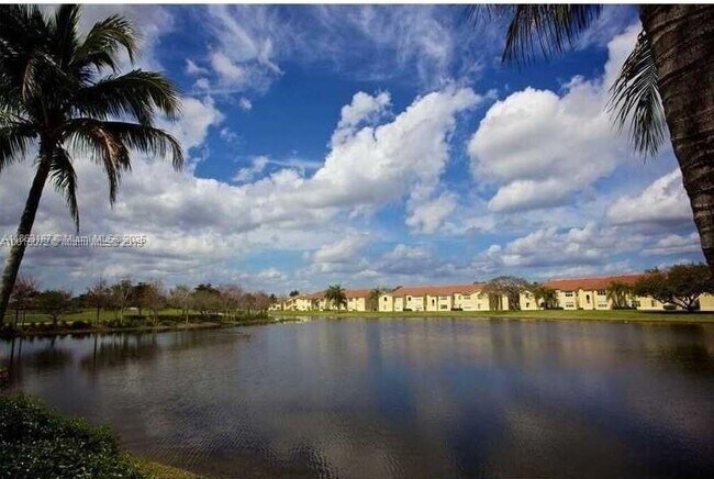 Building Photo - 12510 Vista Isles Dr