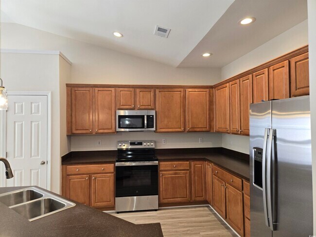 Building Photo - 129 Powder Springs Loop