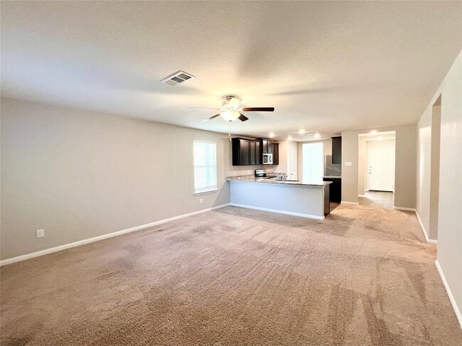 Building Photo - 1033 Riverdale Cove