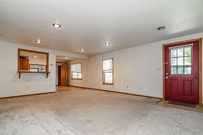 Building Photo - Please View 3D Virtual Walk-Through Before...
