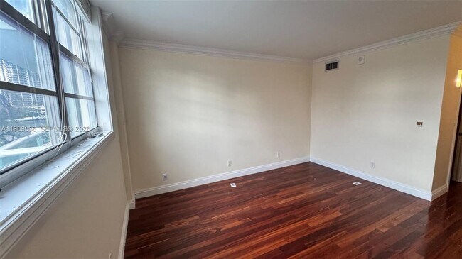 Building Photo - 19390 Collins Ave