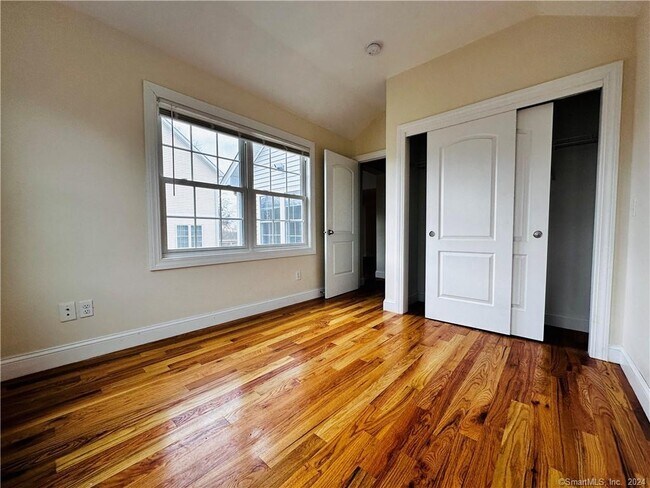 Building Photo - 31 Brainerd Rd