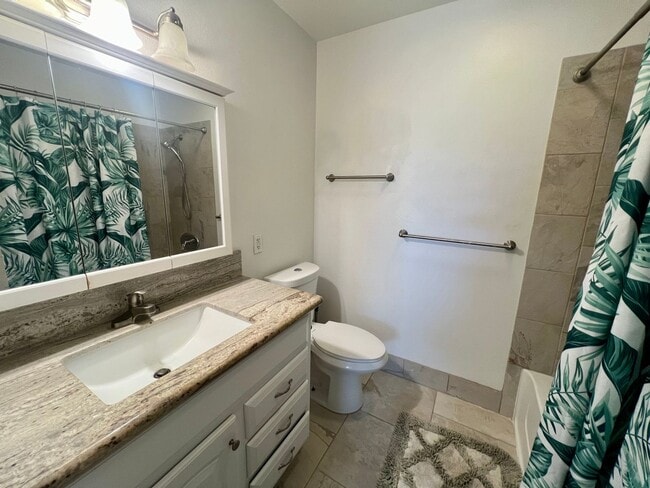 Building Photo - 2 Bedroom Condo in Waikoloa Village