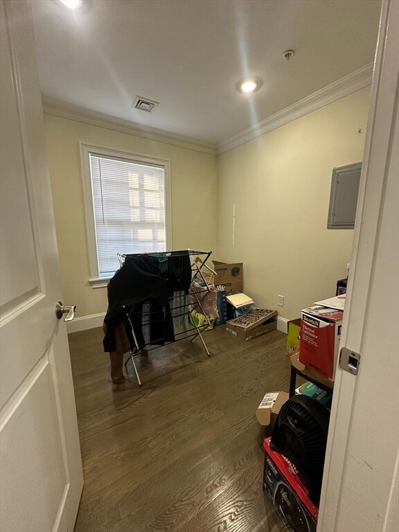 Building Photo - 56 Cedar St