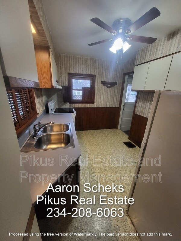 Building Photo - 625 Hollibaugh Ave