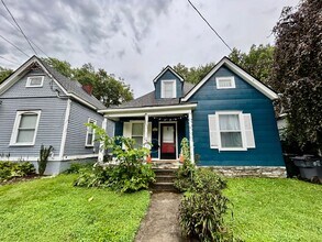 Building Photo - 340 Oldham Ave