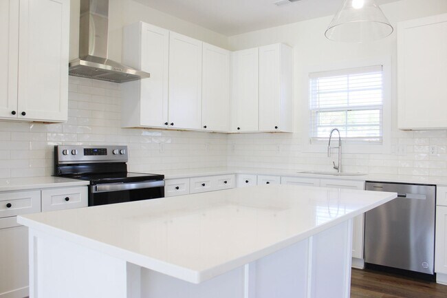 Building Photo - Modern New Construction in Westbrook Farms with Resort Style Amenities