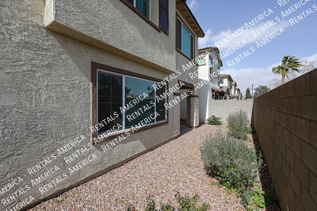 Building Photo - 1117 N Jay Pl