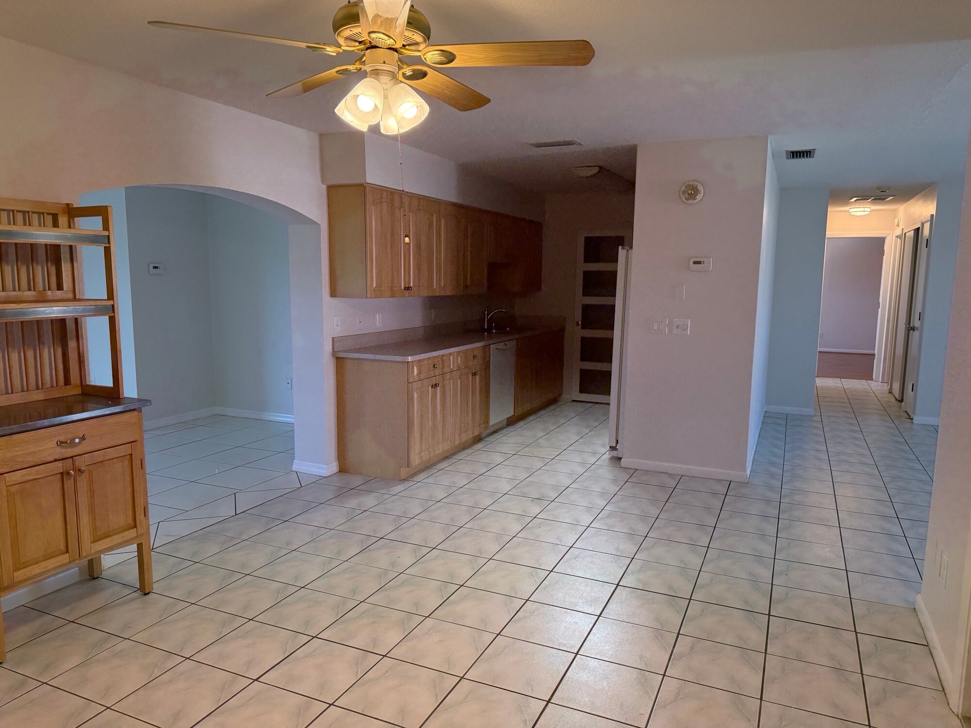 Building Photo - 1144 SE 32nd Ter