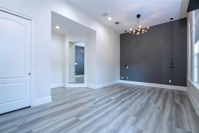 Building Photo - 13370 Alderley Dr