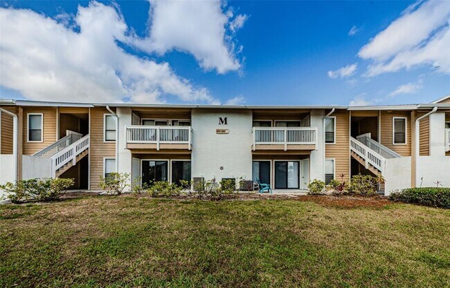 Building Photo - 455 Alt 19