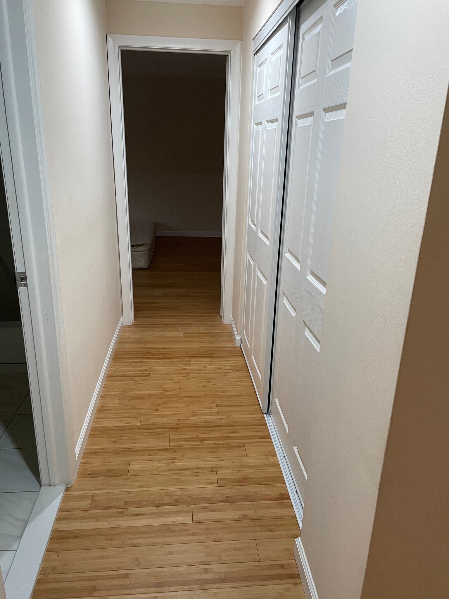 Hallway - 44 Avonwood Rd