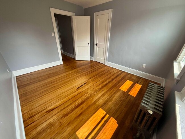 Building Photo - 47 May St