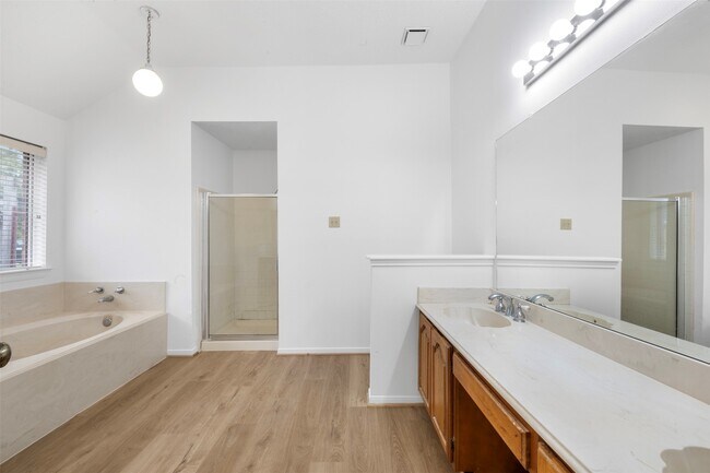 Building Photo - 25802 Chapel Ridge Ln