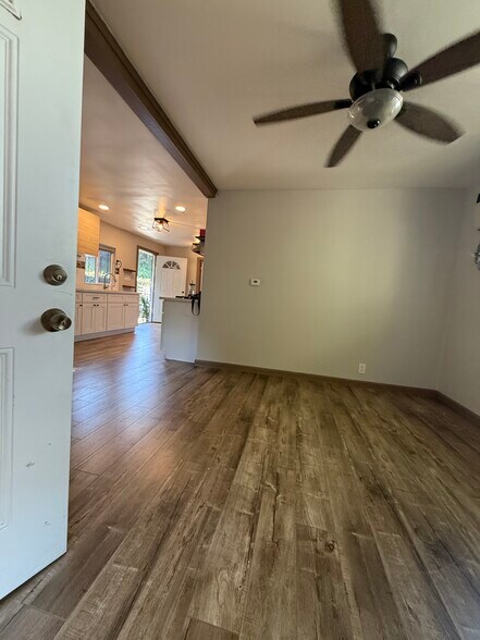 Building Photo - 2661 Newell St