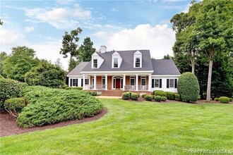 Building Photo - 116 Westbury
