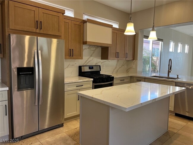 Building Photo - 104 Emerald Dunes Cir