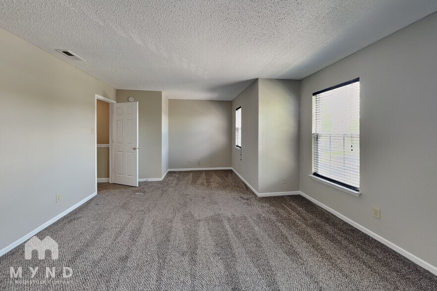 Building Photo - 12632 Endurance Dr