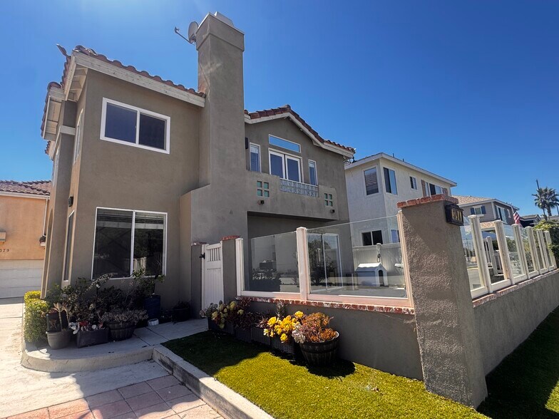 Building Photo - 379 Monte Vista Ave
