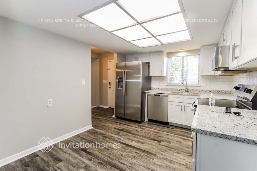 Building Photo - 1306 Gulfview Woods Ln
