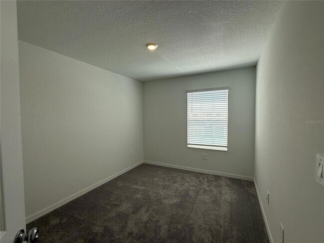 Building Photo - 10232 Trumpet Honeysuckle Wy