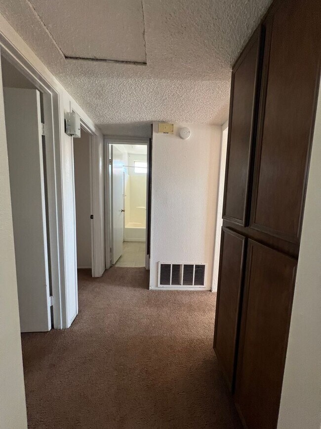 Building Photo - Cozy Two Bedroom One Bathroom Home in Hemet 55+ Community