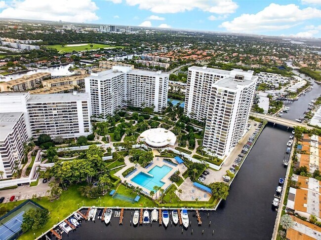 Building Photo - 500 Three Islands Boulevard
