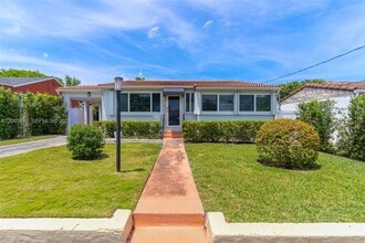Building Photo - Northwest Flagler Terrace, Miami, FL 33125 - 2 BR 1 BA house