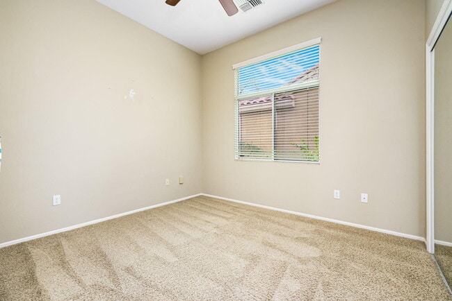 Building Photo - 78462 Palm Tree Ave