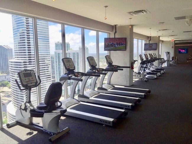 Building Photo - 151 SE 1st St