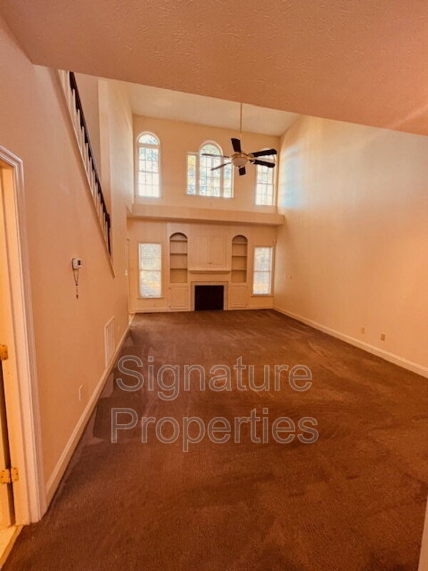 Building Photo - 5100 Beachmere Ct