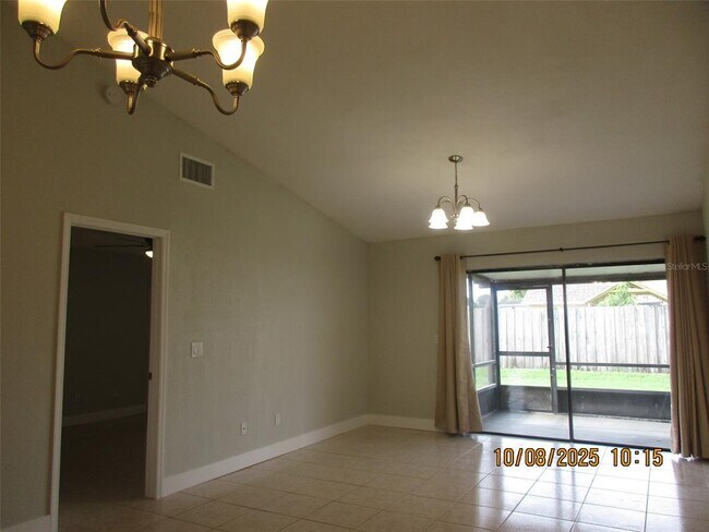 Building Photo - 50 Silver Falls Cir