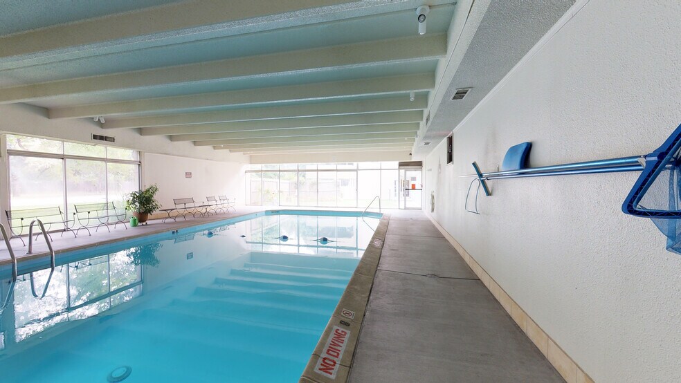 Indoor Pool - 675 S University Blvd