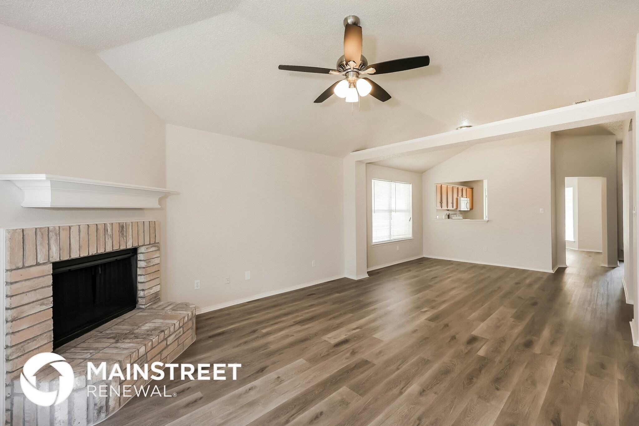 Building Photo - 10836 Deauville Cir N