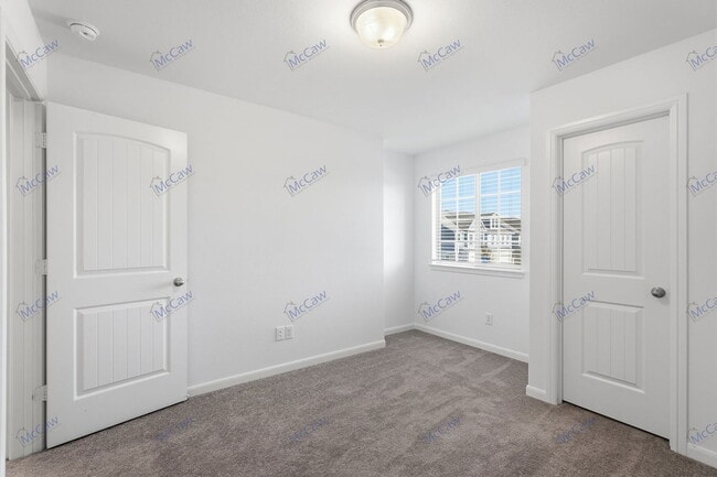 Building Photo - 3100 Trina St