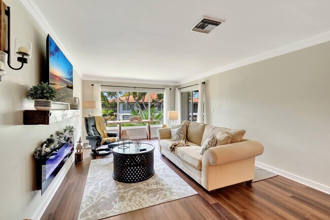 Building Photo - 5770 Princess Palm Ct