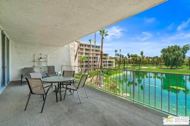 Building Photo - 900 Island Dr
