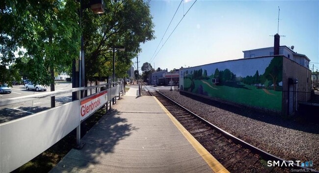 Building Photo - 900 Hope St