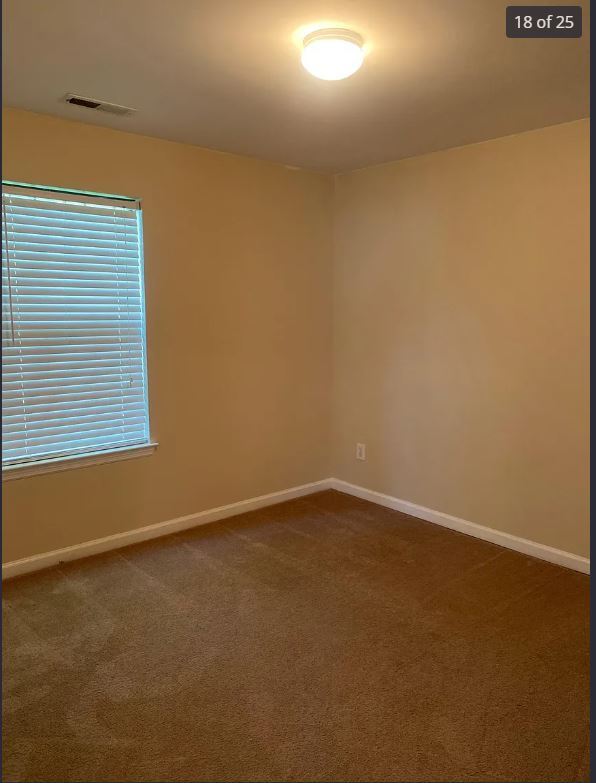 Building Photo - 137 Laredo Cir