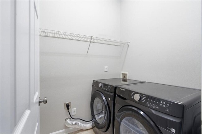 Building Photo - 218 Ranier Ct.