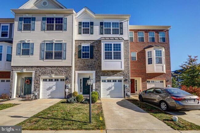 Building Photo - 8482 Hedwig Ln