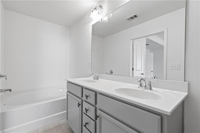 Building Photo - 2384 Belmont Pl