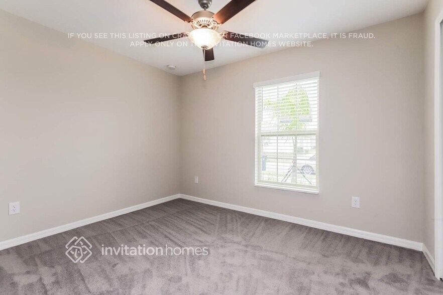 Building Photo - 1510 Blue Rose Dr