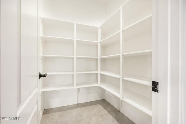 Building Photo - 8451 S 164th Dr