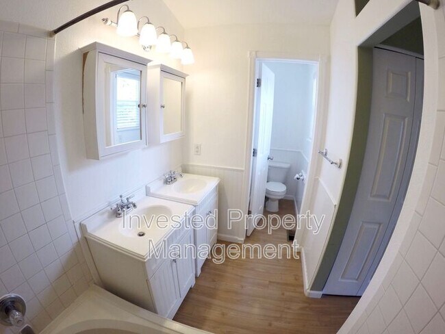 Building Photo - 9847 Sydney Ln