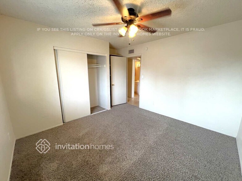 Building Photo - 1904 S Apache Dr