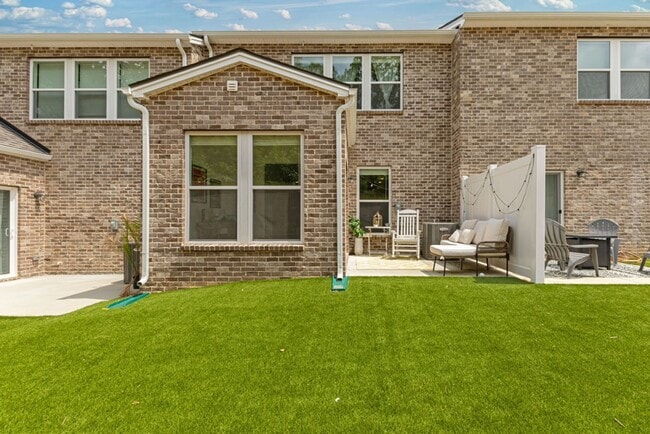 Building Photo - New Construction Charmer in Fairview