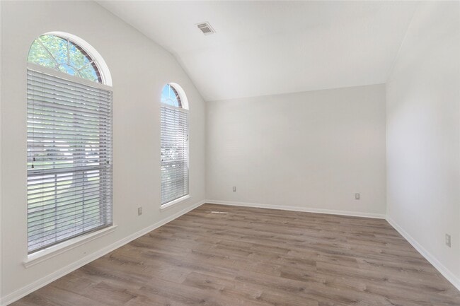 Building Photo - 3226 Mourning Dove Dr