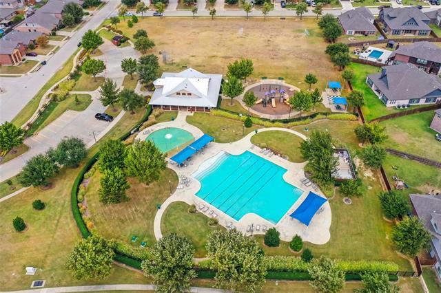 Building Photo - 624 White Falcon Way